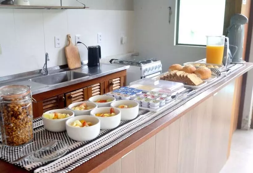 ペンション Pousada La Boheme Guarda Do Embaú   Sc