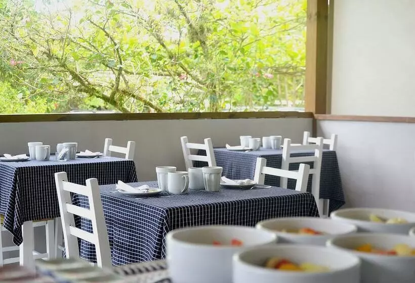 ペンション Pousada La Boheme Guarda Do Embaú   Sc