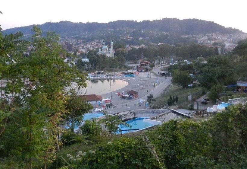 هاستل Apartmani Mejdan