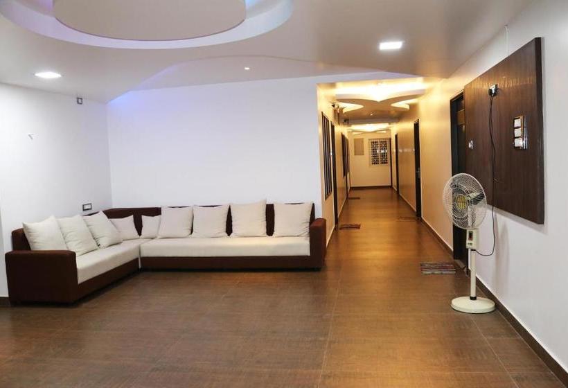 Hotell Cs Arunachala Residency