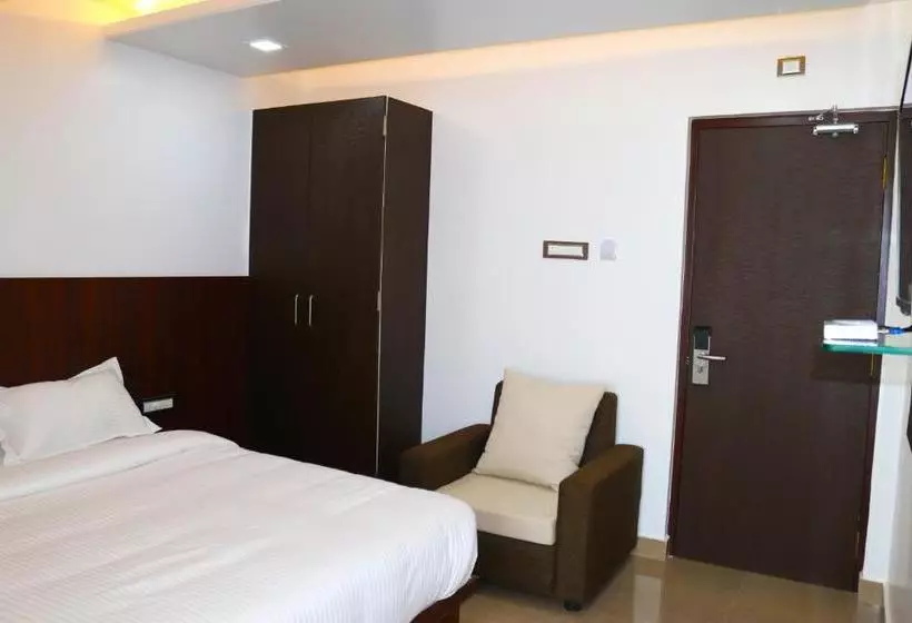 Hotelli Cs Arunachala Residency