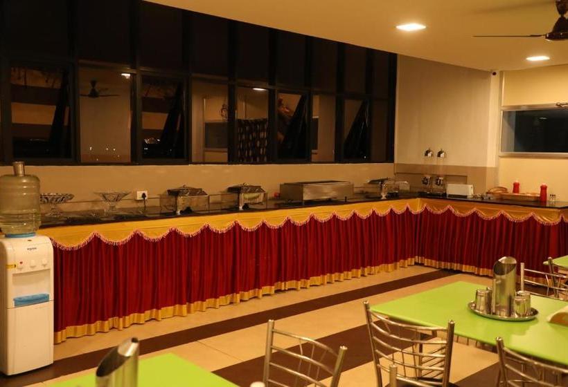 Hotell Cs Arunachala Residency