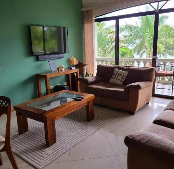 Hotelli Hermosa Beach House