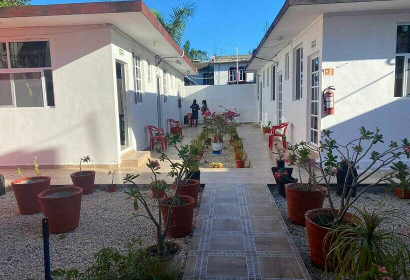 호텔 Villa Carmita