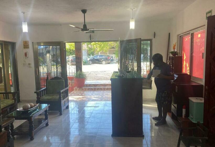 호텔 Villa Carmita