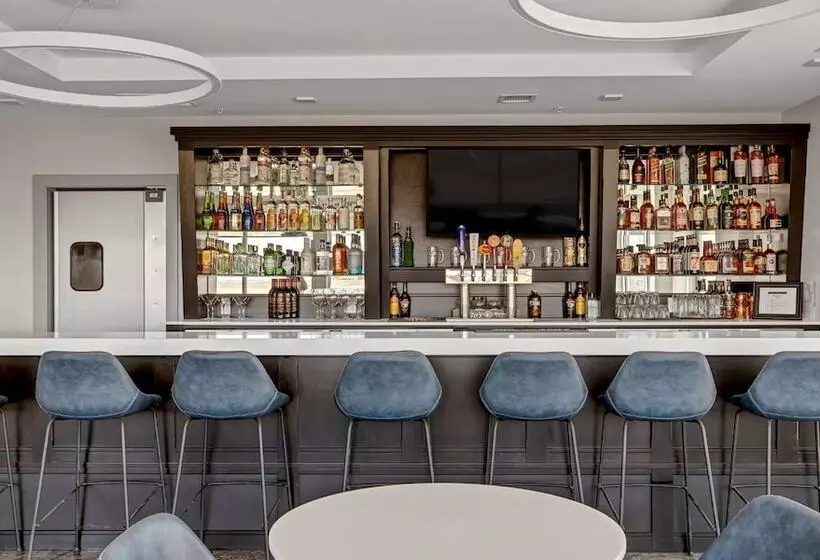 Microtel Inn & Suites By Wyndham George