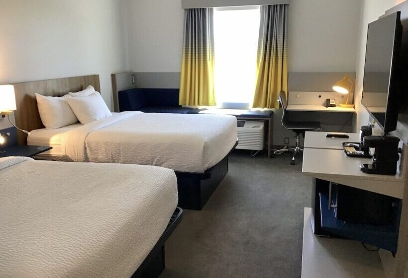 Microtel Inn & Suites By Wyndham George