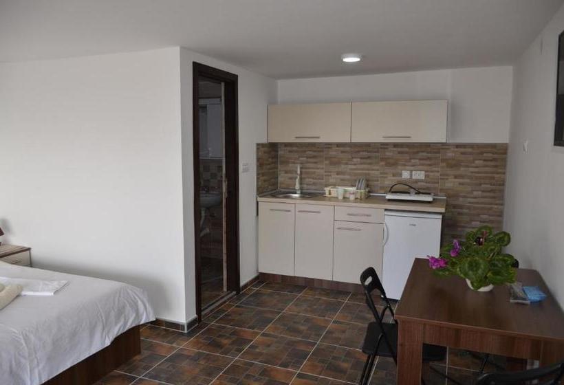 پانسیون Apartmani Janja