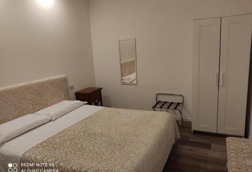 پانسیون Gemini Camere E Suites