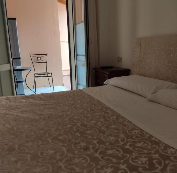 پانسیون Gemini Camere E Suites