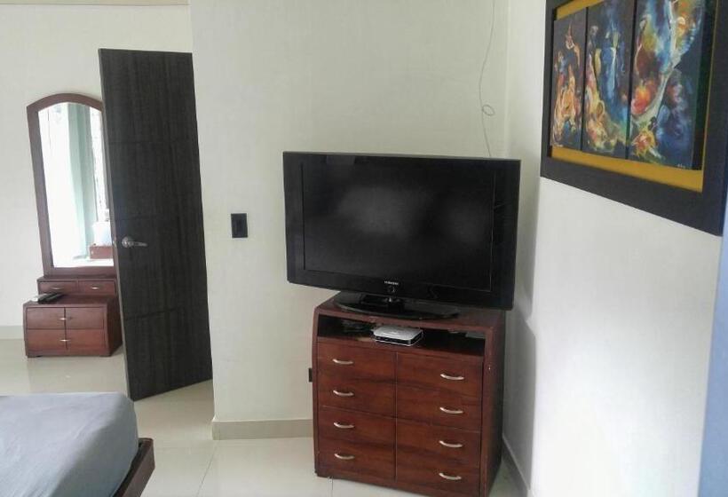 پانسیون Orange House Downtown