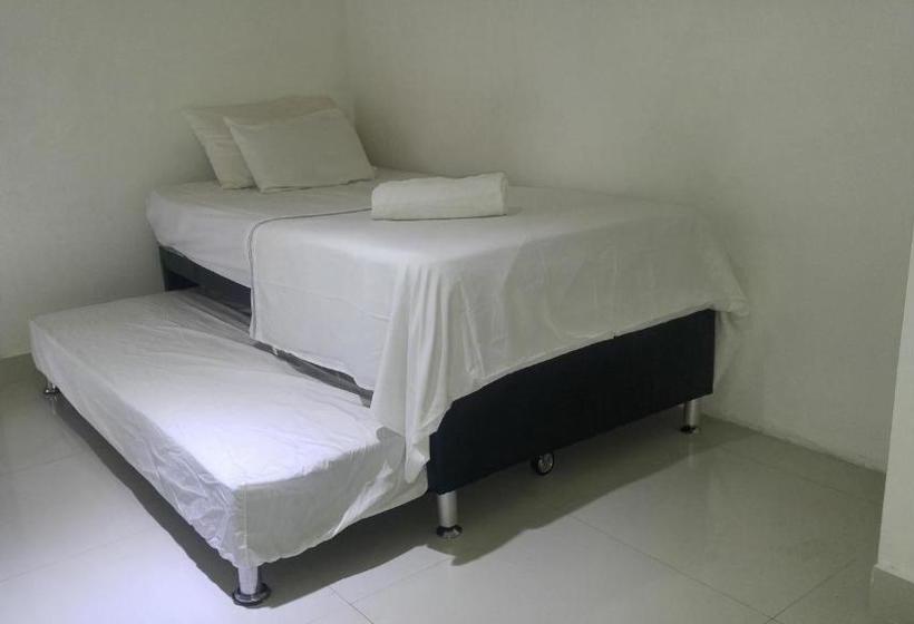 پانسیون Orange House Downtown