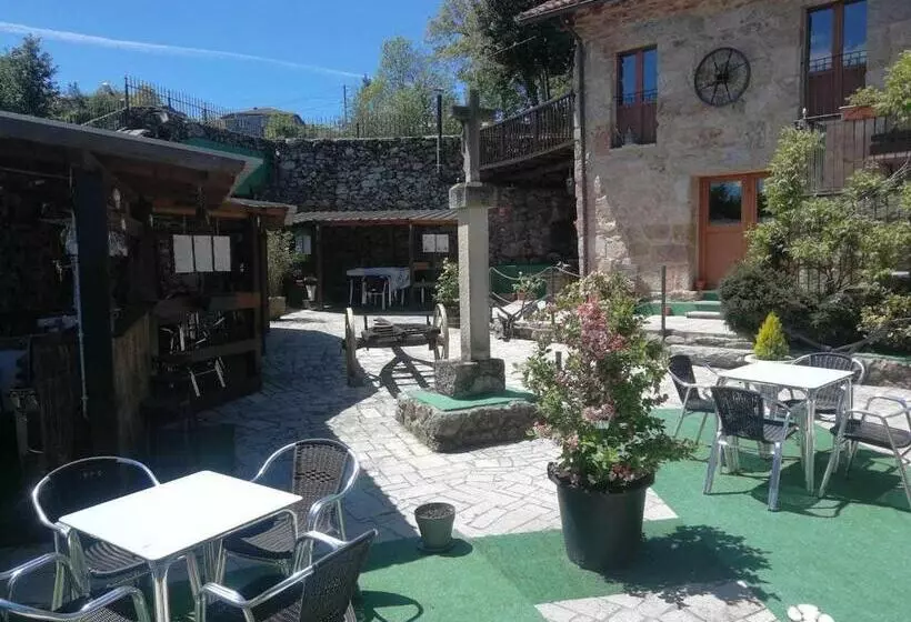 Retkeilymaja Alcázar Milmanda