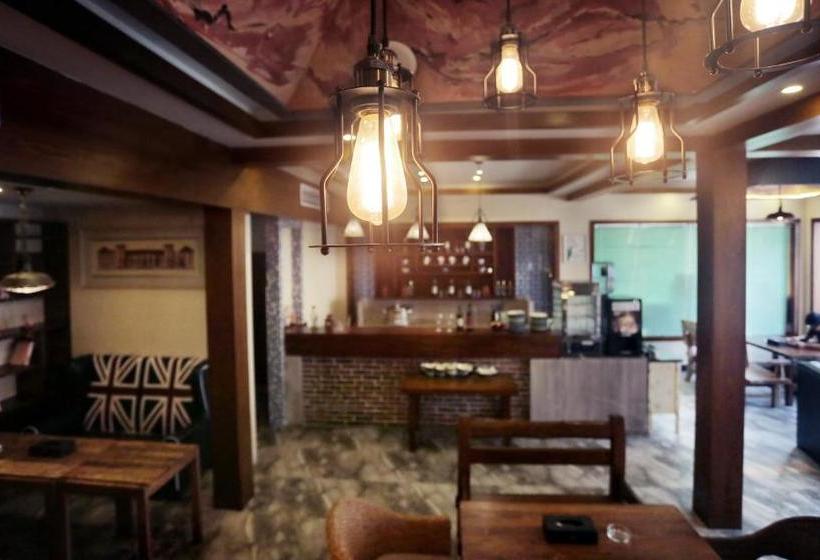 Отель Xiangxi Love Story Humanities Theme