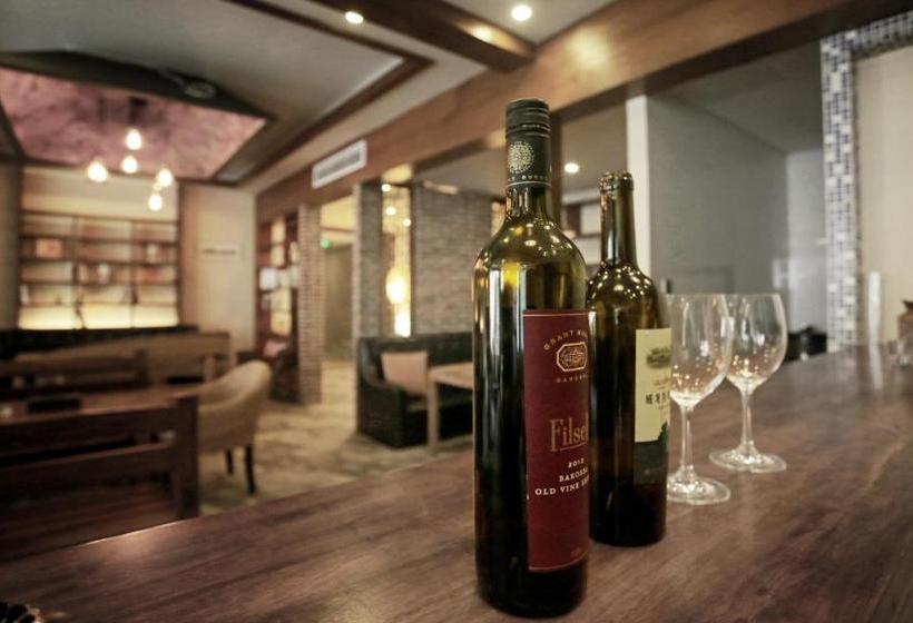 Отель Xiangxi Love Story Humanities Theme