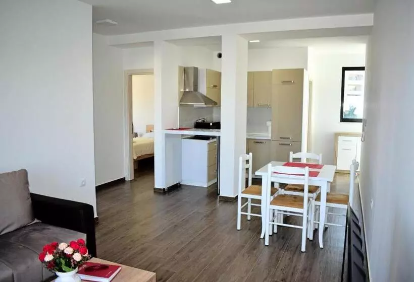 پانسیون Apartment L'ideal