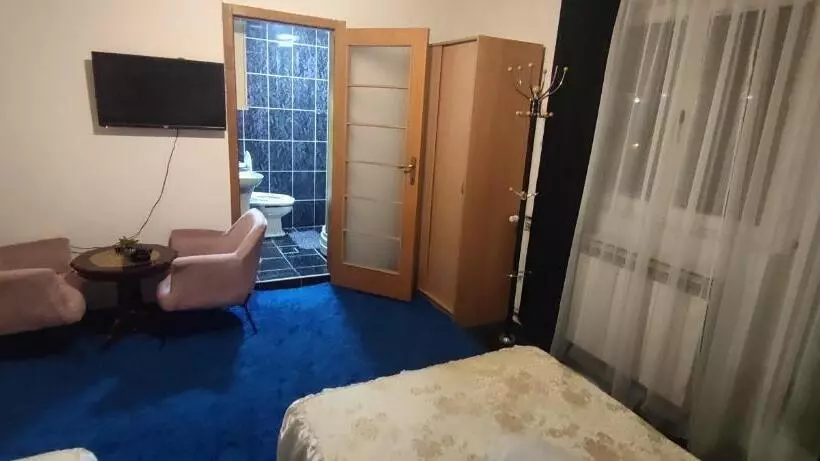پانسیون Guesthouse Prenociste Faraon