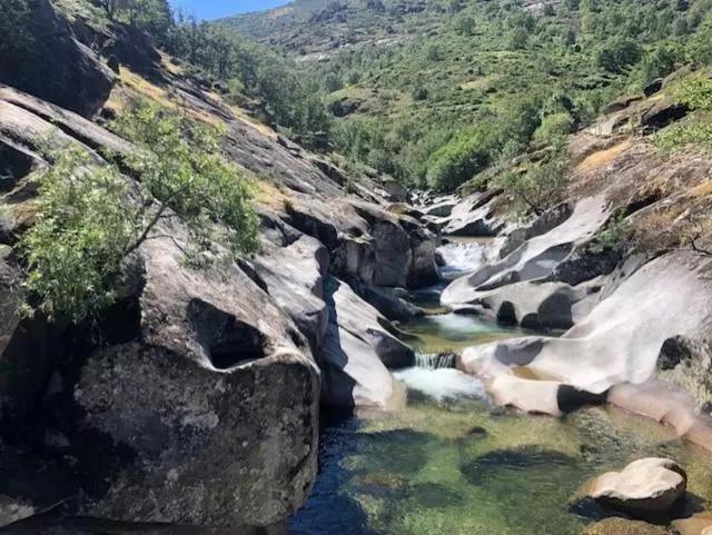ペンション La Granja Del Pescador