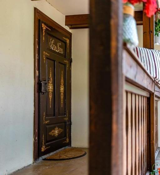 פנסיון La Nana