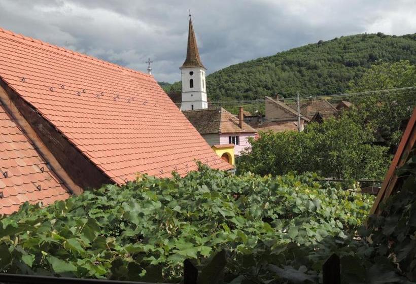 פנסיון La Nana