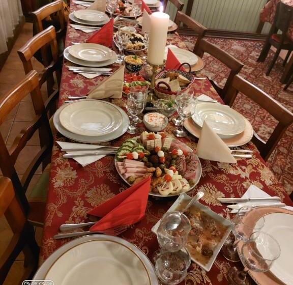 פנסיון La Nana