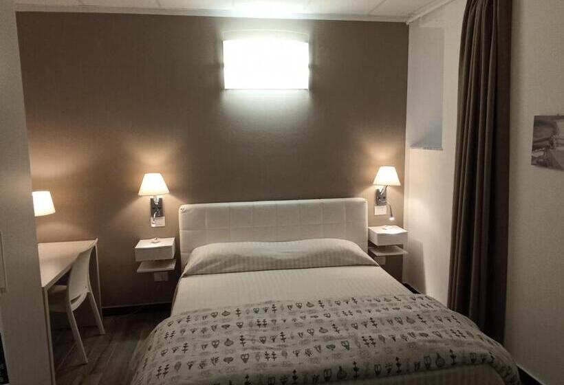 פנסיון Sabbia D'oro Locanda & Beach