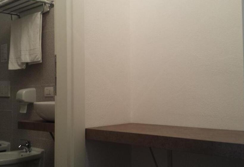 פנסיון Sabbia D'oro Locanda & Beach