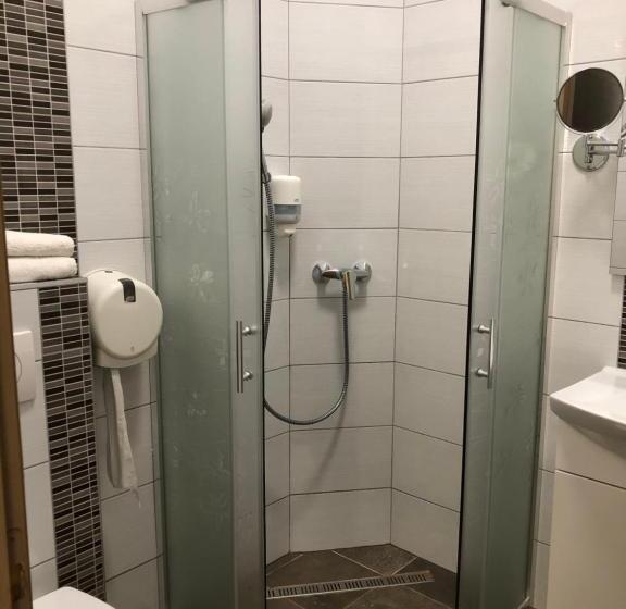 膳宿费 Szem S Vendégház