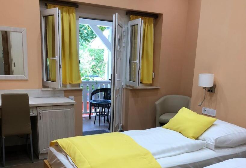 膳宿费 Szem S Vendégház