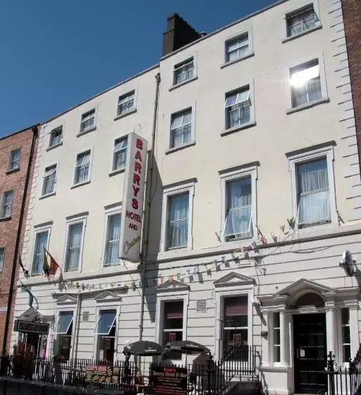 Hotel Barry S