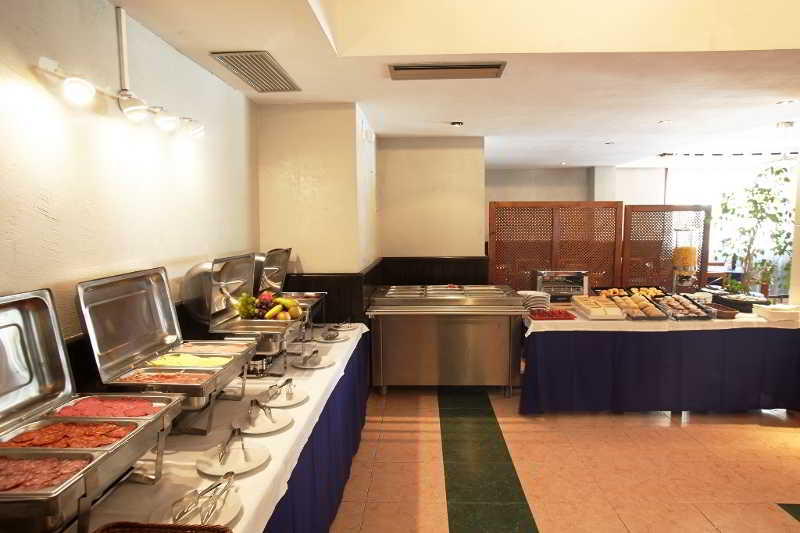 Excelsior Estudios & Apartamentos