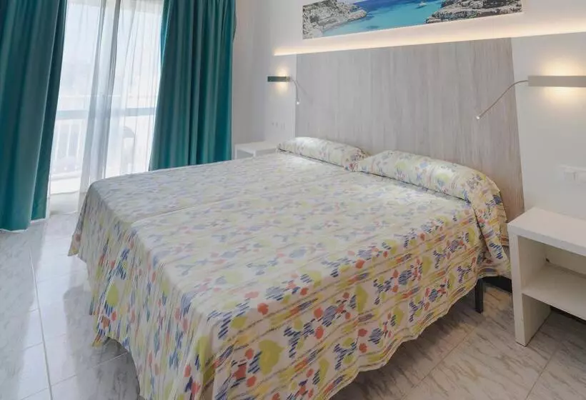 Отель Amic Can Pastilla