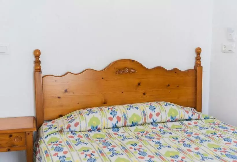 Отель Amic Can Pastilla