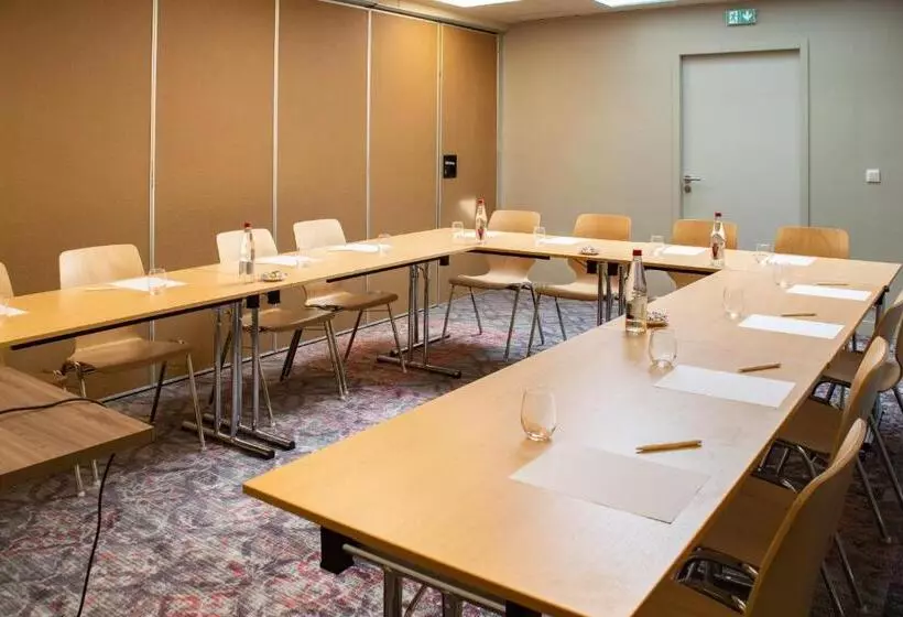 Brit Hotel Caen Nord Mémorial