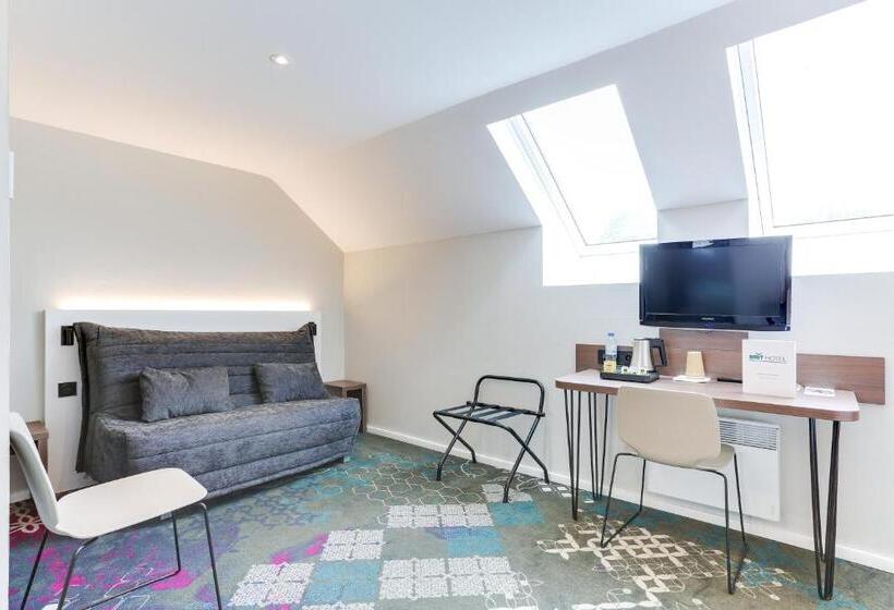 Brit Hotel Caen Nord   Mémorial