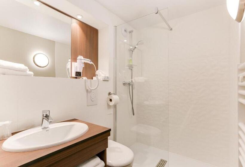 Brit Hotel Caen Nord   Mémorial