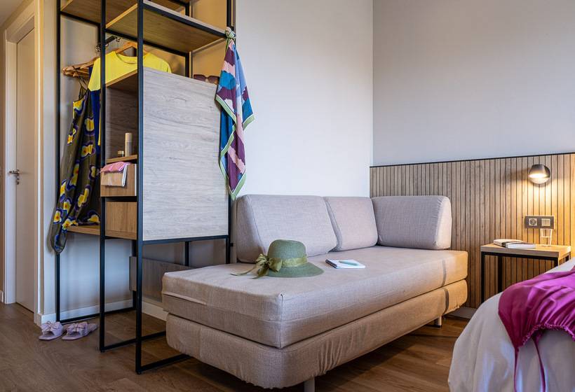 ホテル California Palace