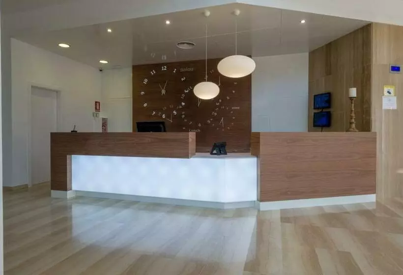 هتل California Palace