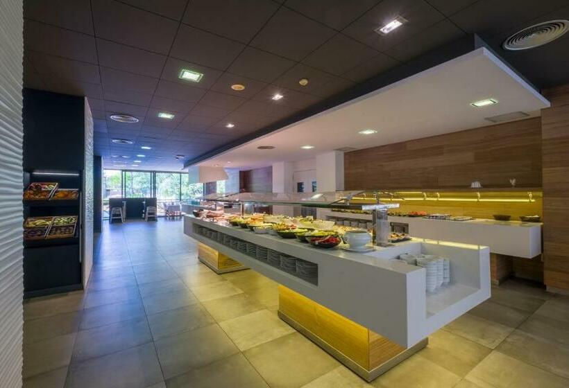 ホテル California Palace