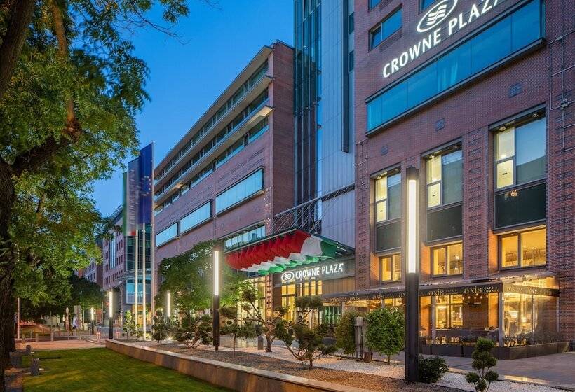 Hotel Crowne Plaza Budapest, An Ihg