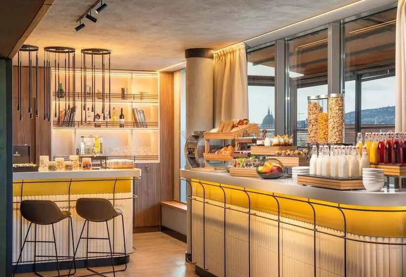 فندق Crowne Plaza Budapest, An Ihg