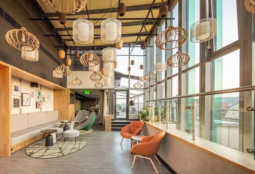 فندق Crowne Plaza Budapest, An Ihg