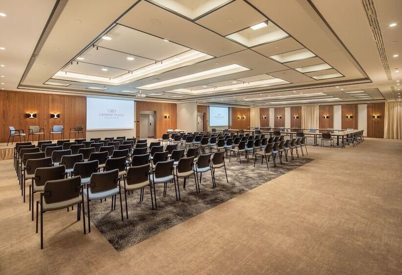 Hotel Crowne Plaza Budapest, An Ihg