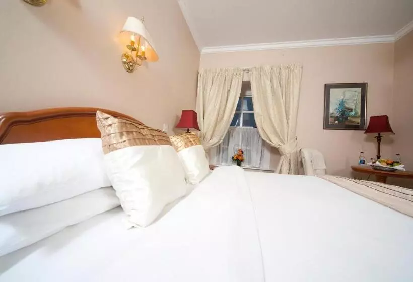 호텔 Darnley Lodge