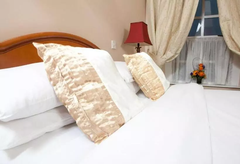 호텔 Darnley Lodge