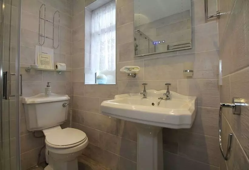 בית מלון כפרי Donnybrook Hall