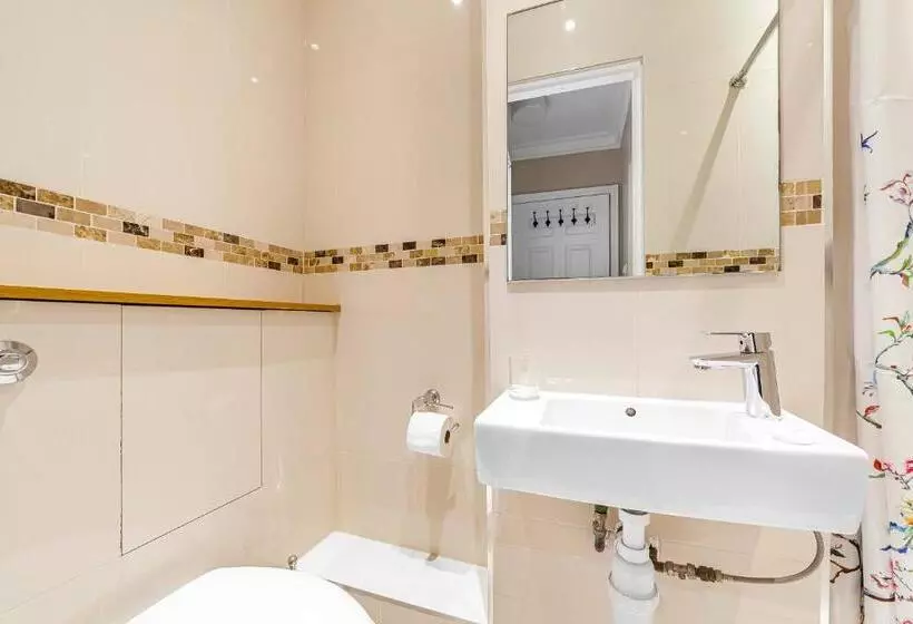 Jubilee Hotel Victoria