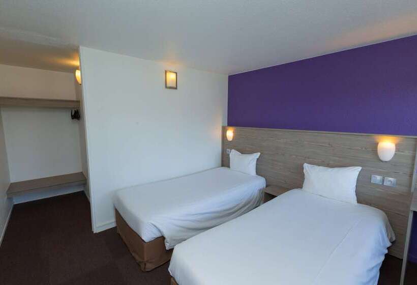 ホテル Kyriad Chantilly Sud Luzarches