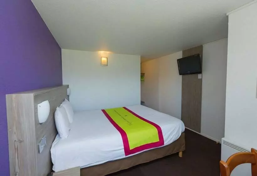 فندق Kyriad Chantilly Sud Luzarches