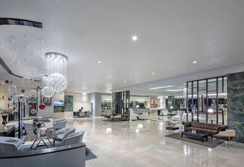 هتل Meliá Cohíba